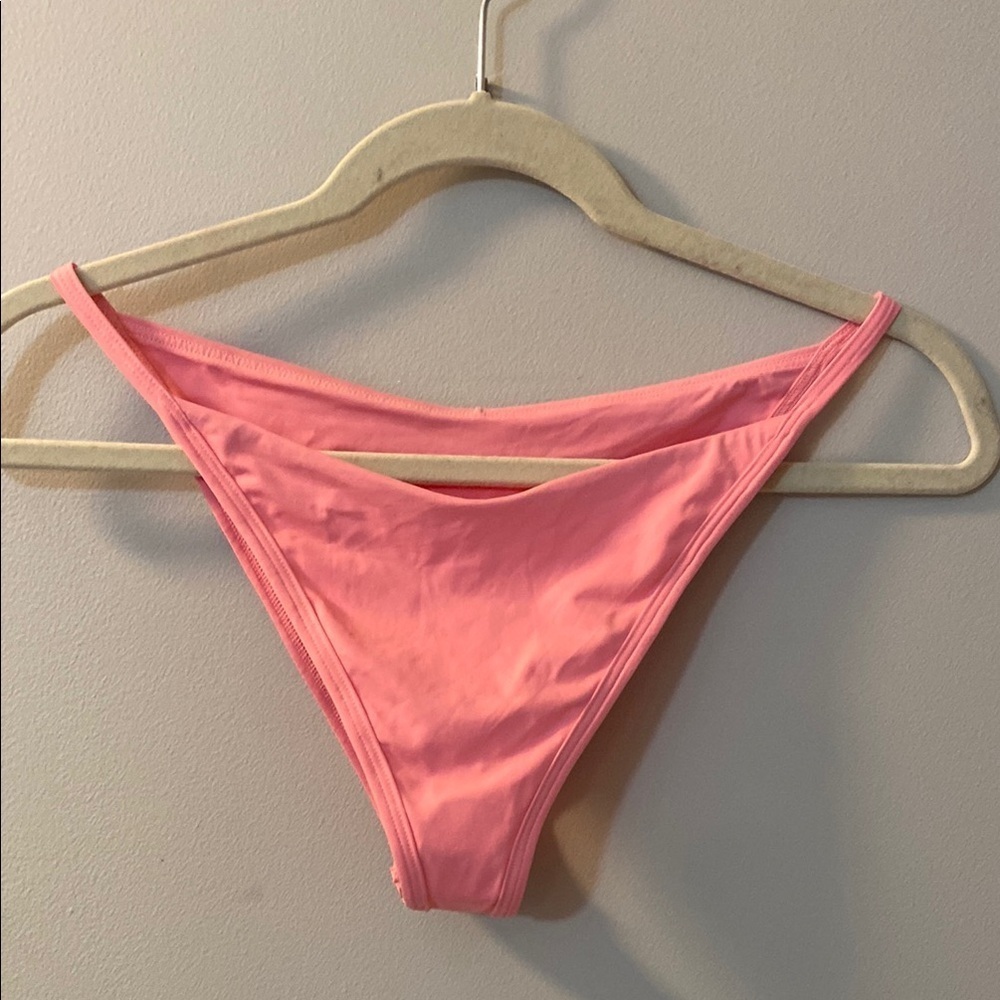 L*space Bitsy Cut Pink Bikini Bottom size XL nwot. Guava
